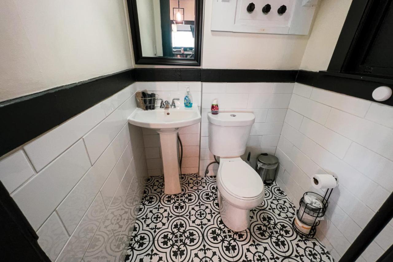 The Pub- 8Br Free Parking, Minutes From Falls & Casino Cataratas do Niágara Exterior foto