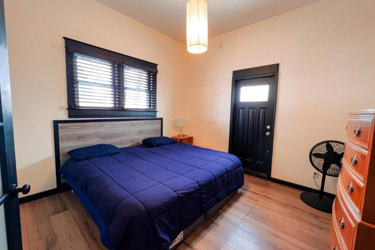 The Pub- 8Br Free Parking, Minutes From Falls & Casino Cataratas do Niágara Exterior foto