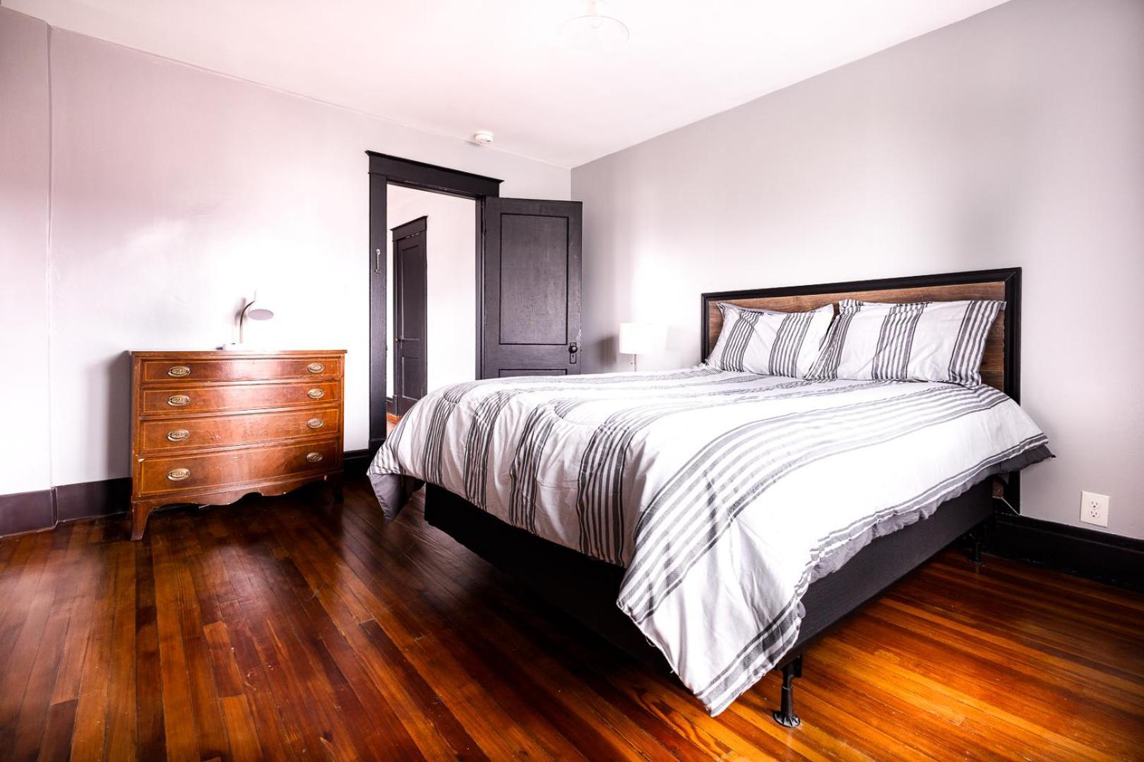 The Pub- 8Br Free Parking, Minutes From Falls & Casino Cataratas do Niágara Exterior foto